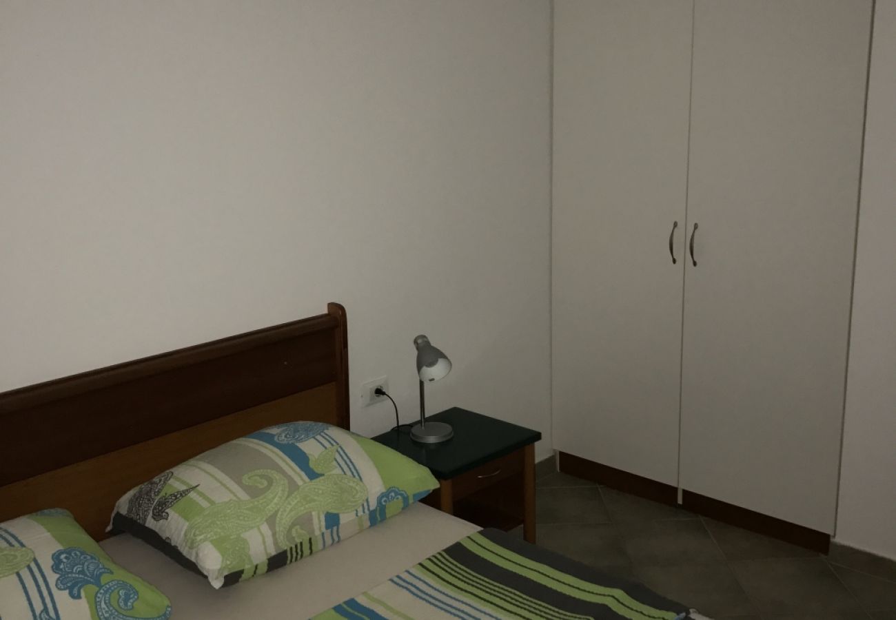 Apartamento en Sukošan - Apartamento en Sukošan con Balcón, Acondicionador, WIFI (4941-4)