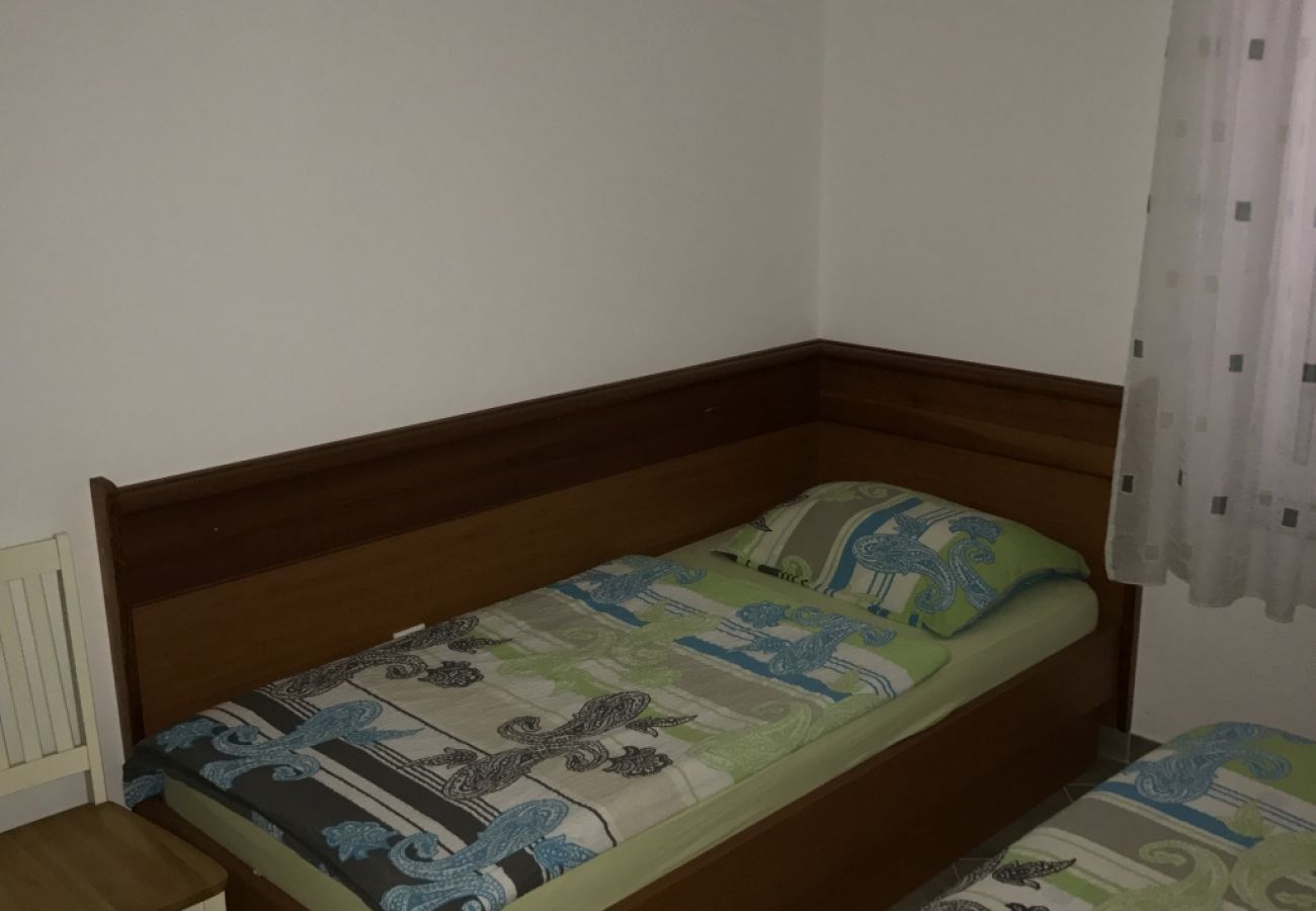 Apartamento en Sukošan - Apartamento en Sukošan con Balcón, Acondicionador, WIFI (4941-4)