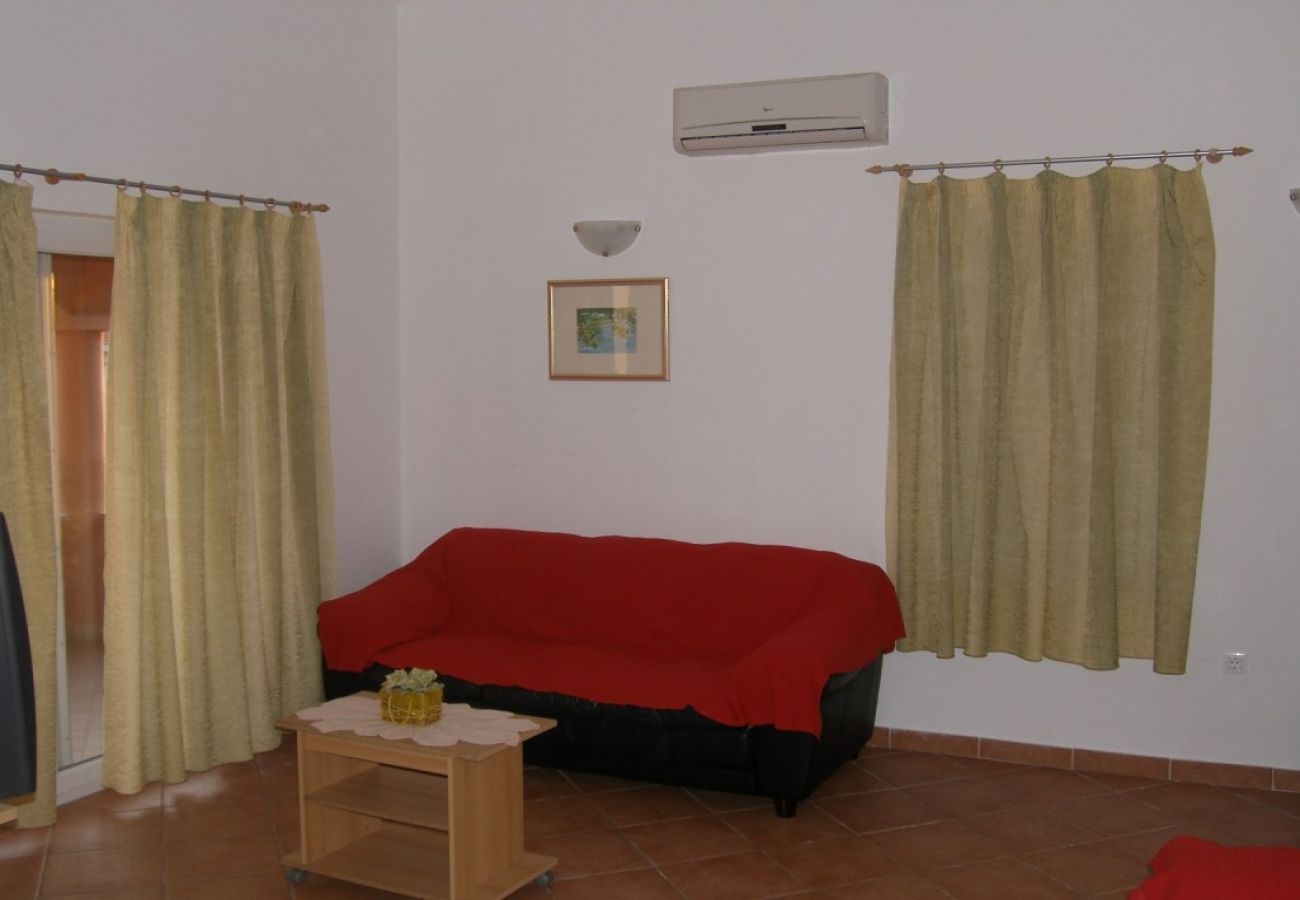 Apartamento en Sukošan - Apartamento en Sukošan con Balcón, Acondicionador, WIFI (4941-5)