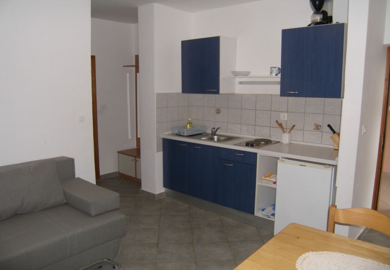 Apartamento en Sukošan - Apartamento en Sukošan con Balcón, Acondicionador, WIFI (4941-2)