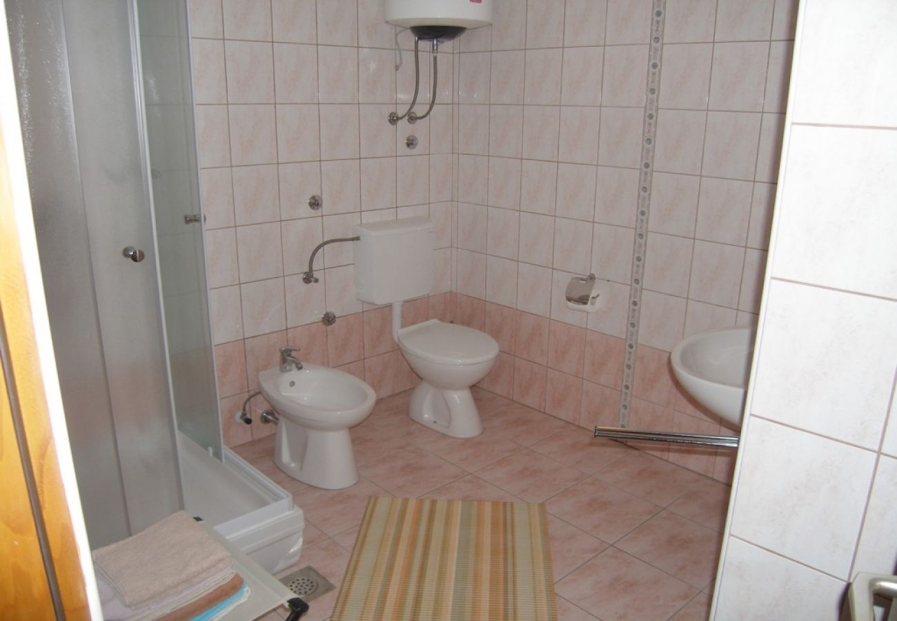 Apartamento en Sukošan - Apartamento en Sukošan con Balcón, Acondicionador, WIFI (4941-1)