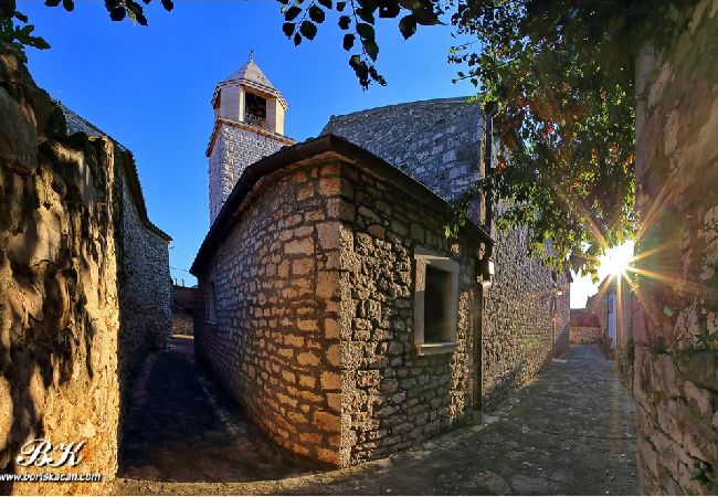 Apartamento en Sukošan - Apartamento en Sukošan con Balcón, Acondicionador, WIFI (4941-3) Apartamento en Sukošan - Apartamento en Sukošan con Balcón, Acondicionador, WIFI (4941-3)