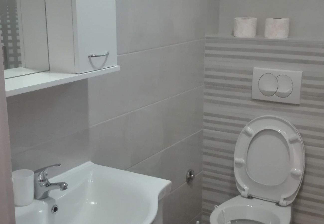 Apartamento en Šibenik-Brodarica - Apartamento en Brodarica con Seaview, Balcón, Acondicionador, WIFI (4731-5)