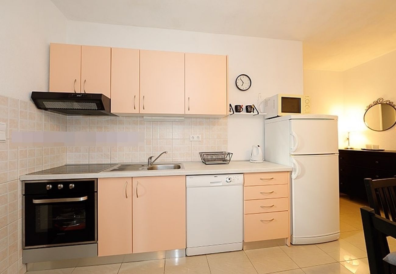 Apartamento en Brela - Apartamento en Brela con Seaview, Balcón, Acondicionador, WIFI (4962-1)