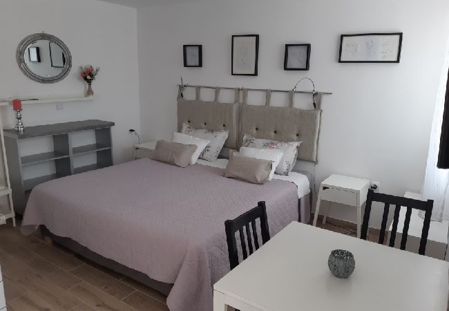 Estudio en Brela - Apartamento Estudio en Brela con Acondicionador, WIFI (4962-2) Estudio en Brela - Apartamento Estudio en Brela con Acondicionador, WIFI (4962-2)