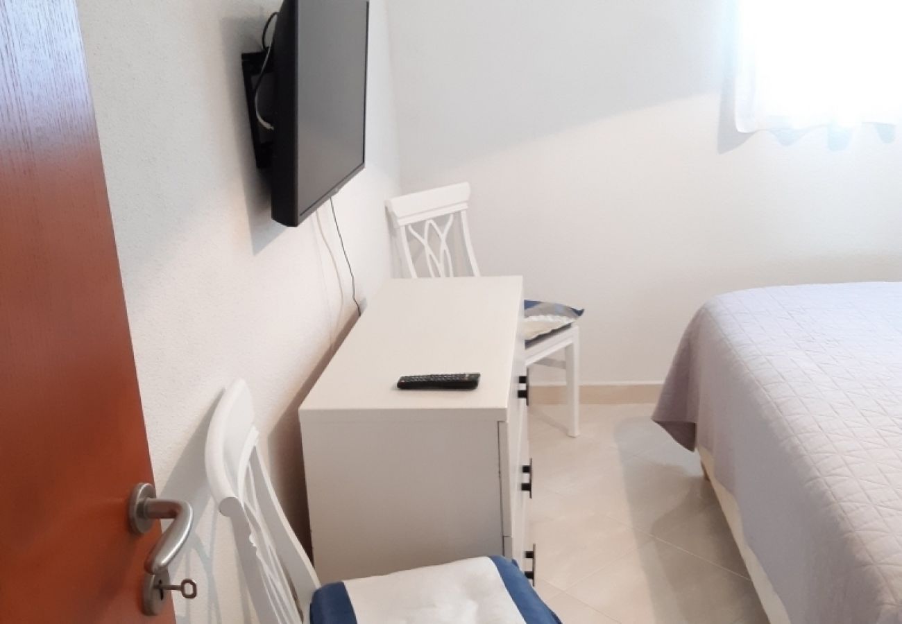 Apartamento en Brela - Apartamento en Brela con Seaview, Balcón, Acondicionador, WIFI (4962-3)