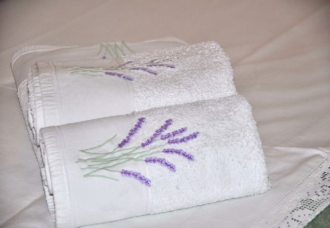 Apartamento en Duce - Apartamento en Duće con Seaview, Terraza, Acondicionador, WIFI (4969-1) Apartamento en Duce - Apartamento en Duće con Seaview, Terraza, Acondicionador, WIFI (4969-1)