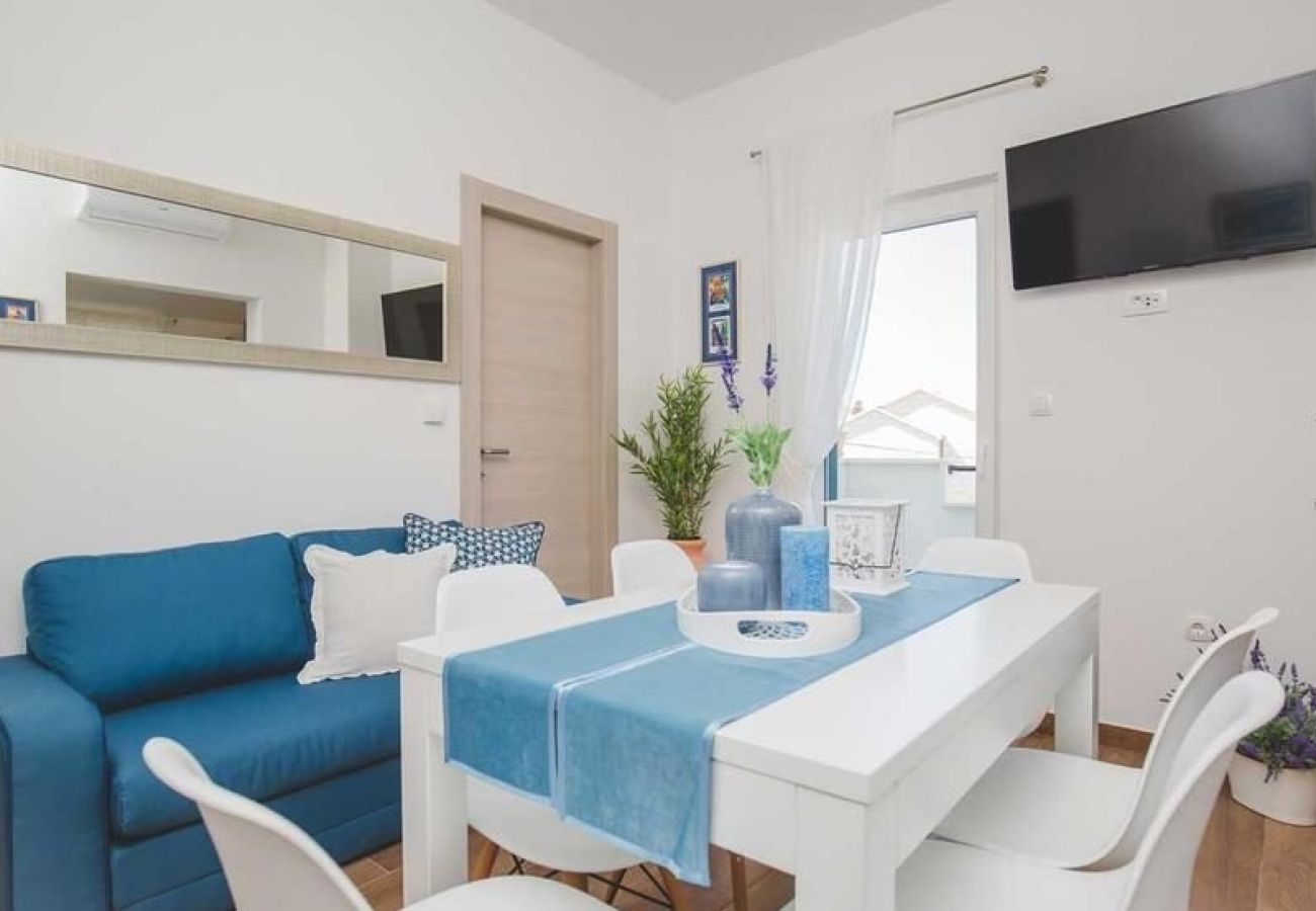 Apartamento en Supetar - Apartamento en Supetar con Seaview, Balcón, Acondicionador, WIFI (4998-2)