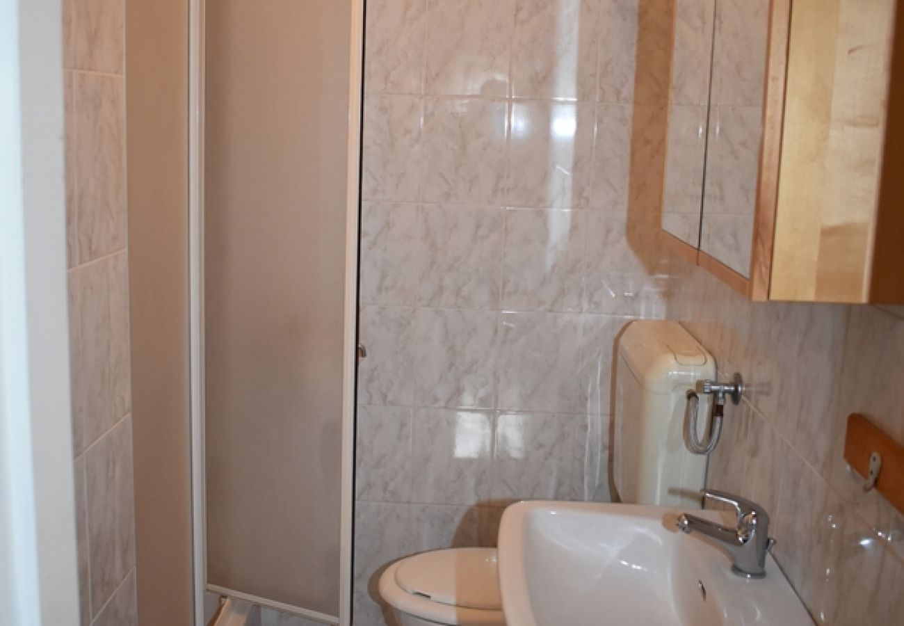 Apartamento en Drage - Apartamento en Drage con Terraza, Acondicionador, WIFI (5013-6)