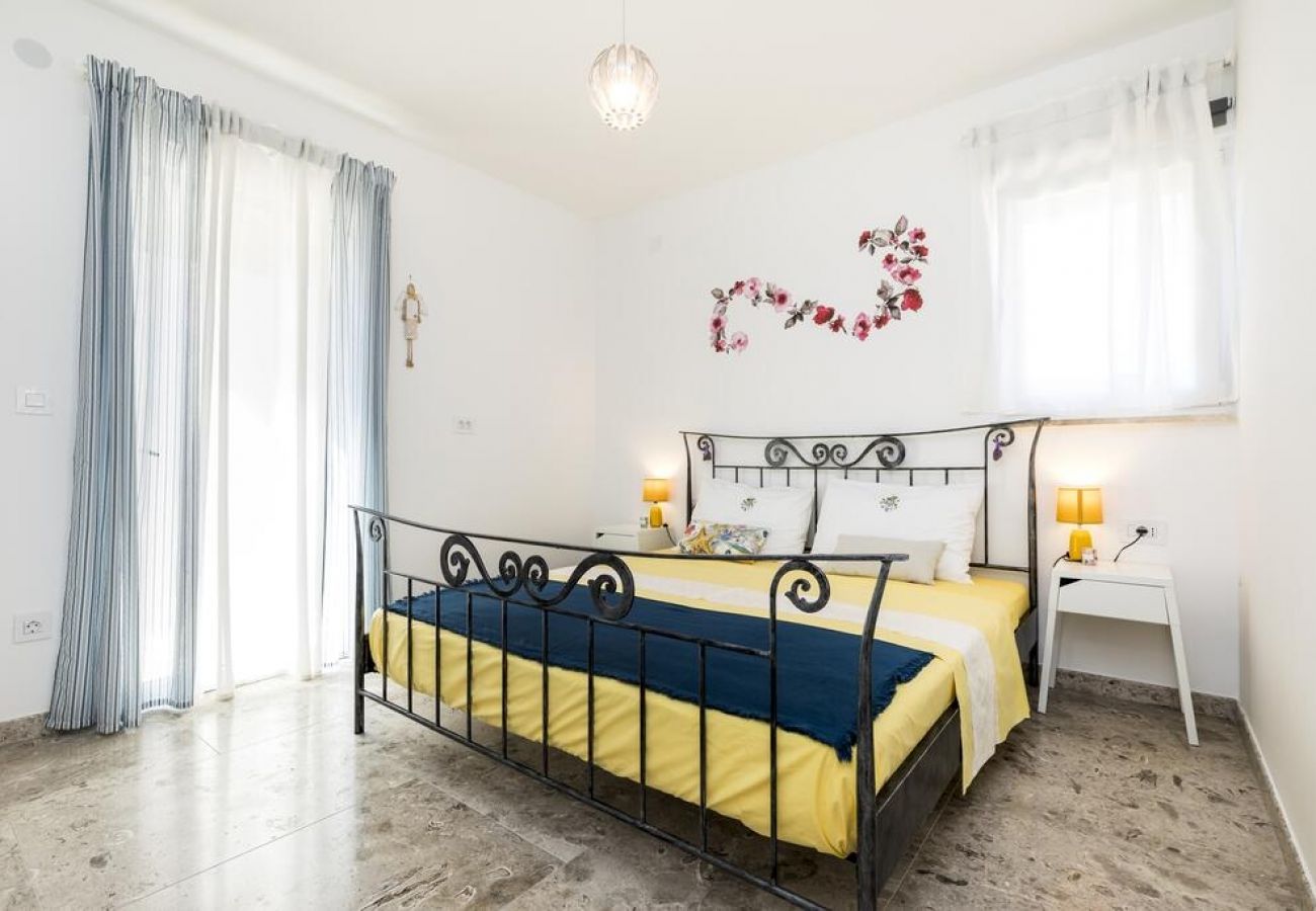 Apartamento en Mali Lošinj - Apartamento en Mali Lošinj con Seaview, Terraza, Acondicionador, WIFI (4927-1)