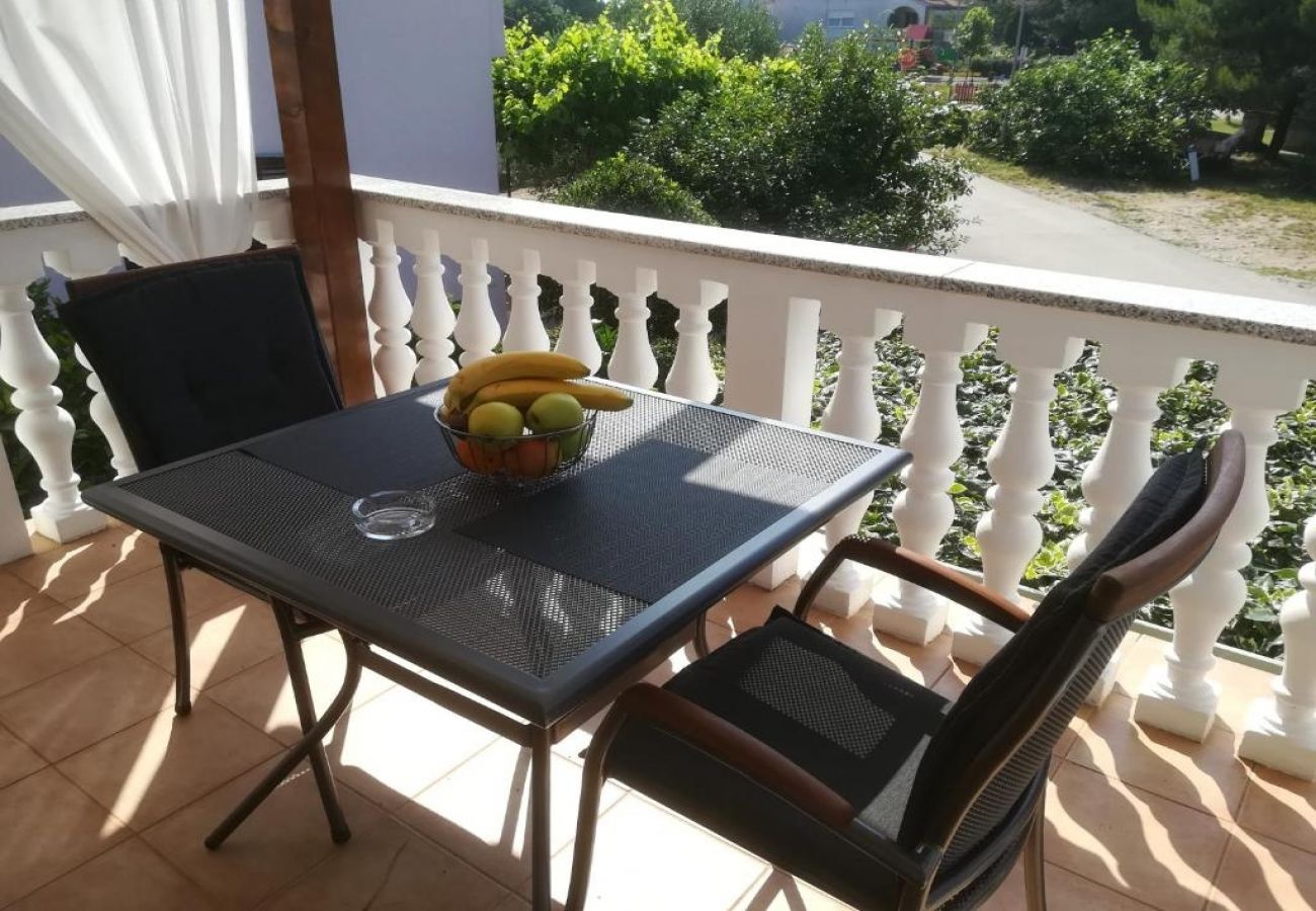 Estudio en Štinjan - Apartamento Estudio en Štinjan con Balcón, Acondicionador, WIFI (5018-2)