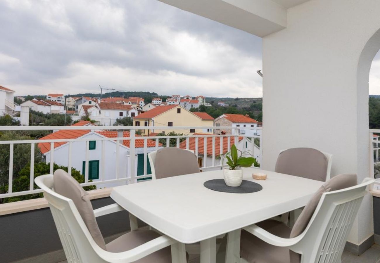 Apartamento en Supetar - Apartamento en Supetar con Terraza, Acondicionador, WIFI (3553-4)