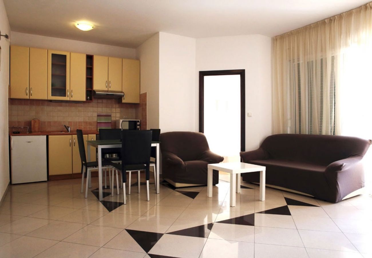 Apartamento en Zadar - Apartamento en Zadar con Balcón, Acondicionador, WIFI (858-3)