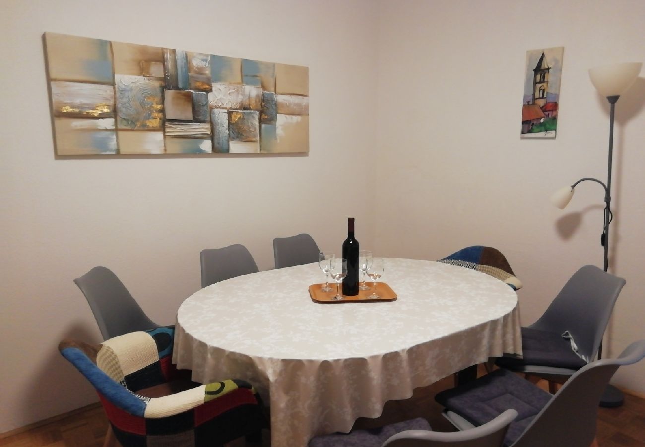 Apartamento en Nin - Apartamento en Nin con Loggia, Acondicionador, WIFI, Lavadora (4986-1)