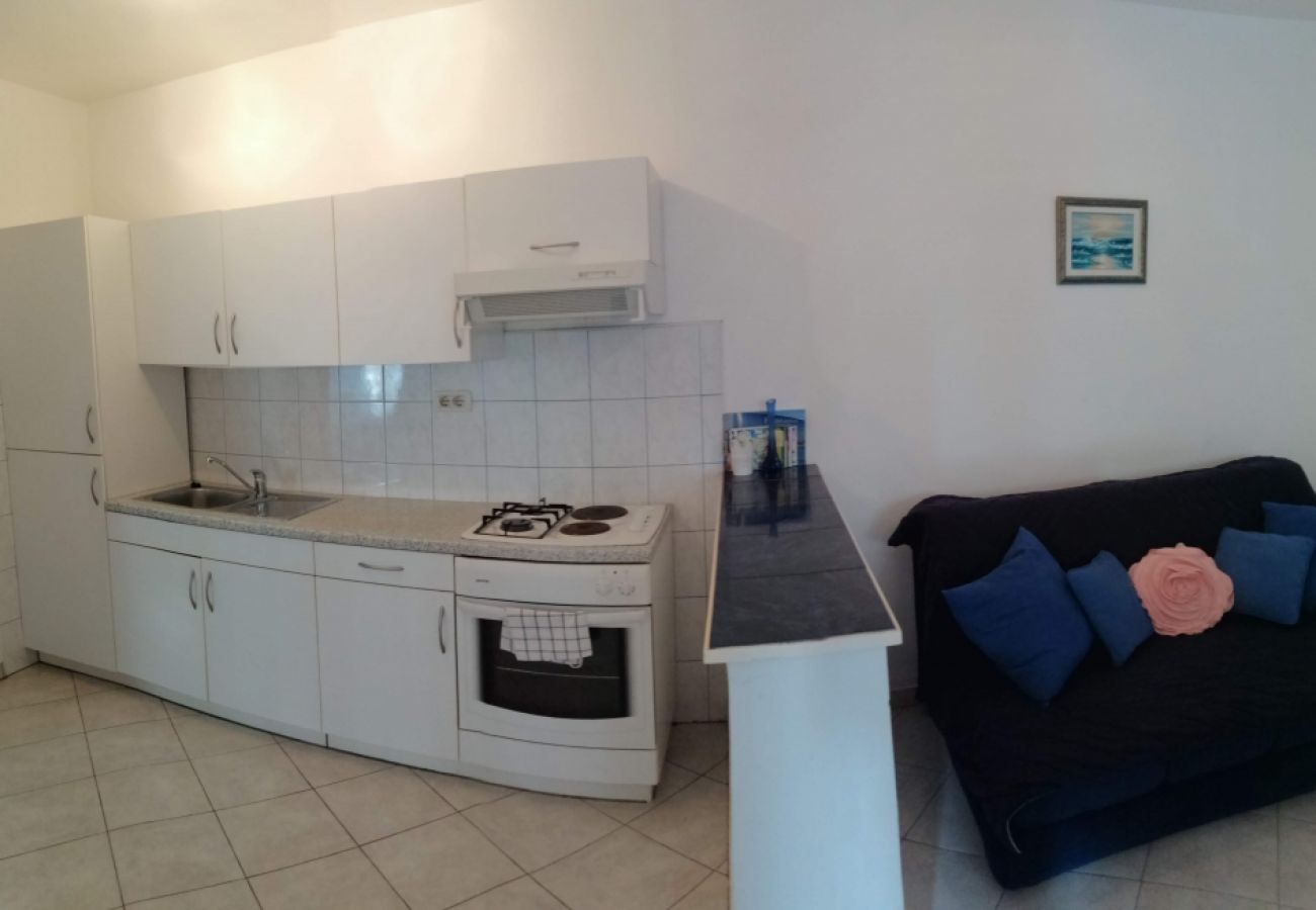 Apartamento en Funtana - Apartamento en Funtana con Terraza, Acondicionador, WIFI, Lavadora (4982-7)