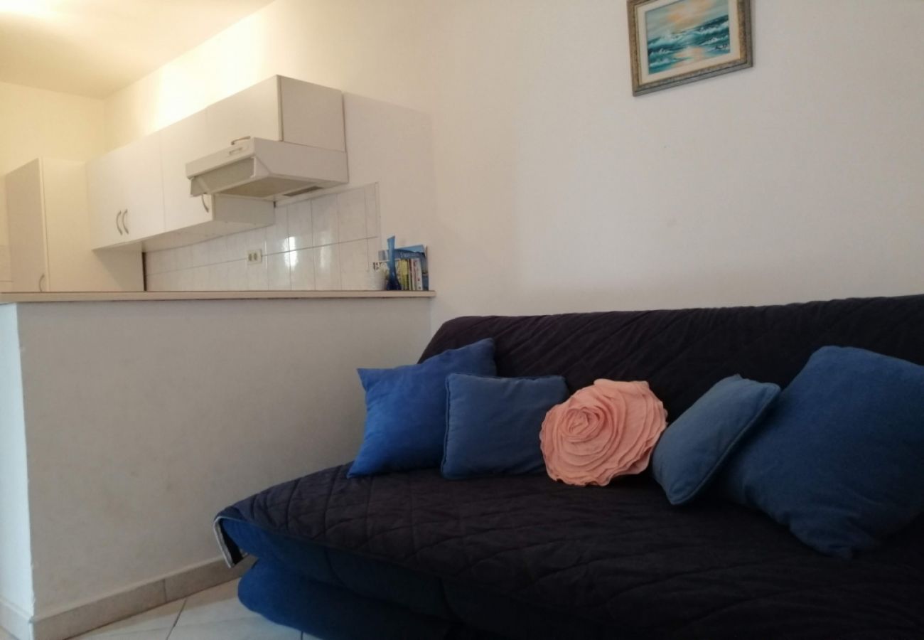 Apartamento en Funtana - Apartamento en Funtana con Terraza, Acondicionador, WIFI, Lavadora (4982-7)