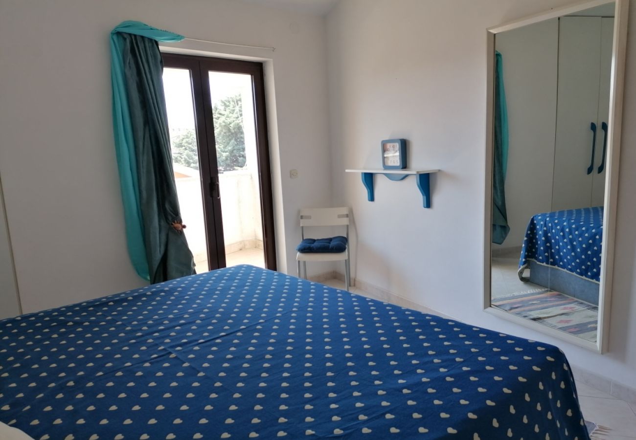 Apartamento en Funtana - Apartamento en Funtana con Balcón, Acondicionador, WIFI, Lavadora (4982-9)