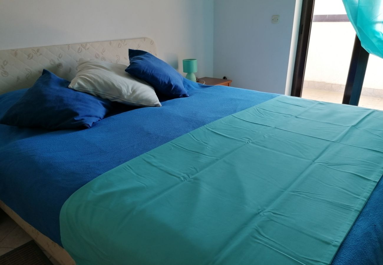 Apartamento en Funtana - Apartamento en Funtana con Balcón, Acondicionador, WIFI, Lavadora (4982-9)