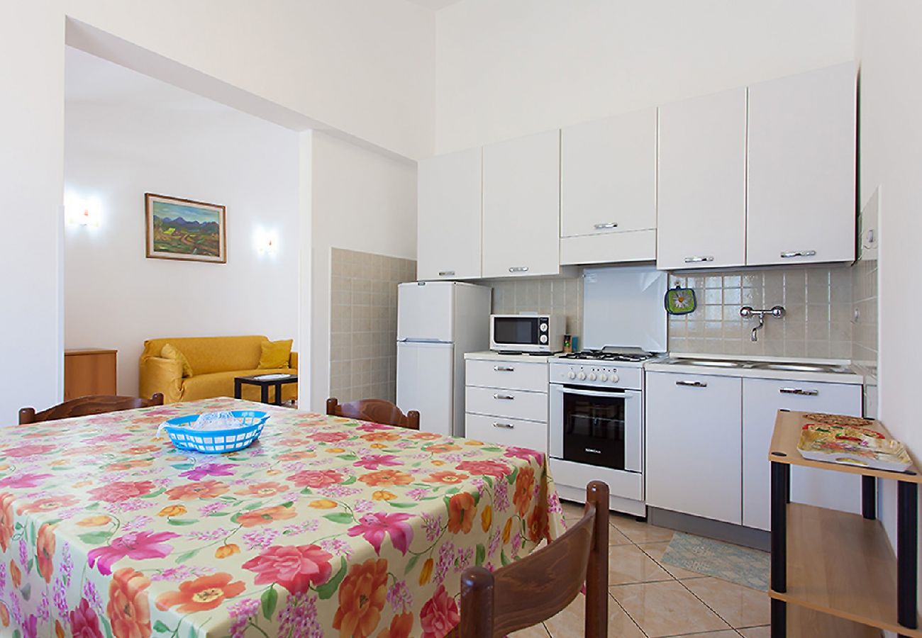 Apartamento en Porec - Apartamento en Poreč con Balcón, Acondicionador, WIFI, Lavadora (4928-10)