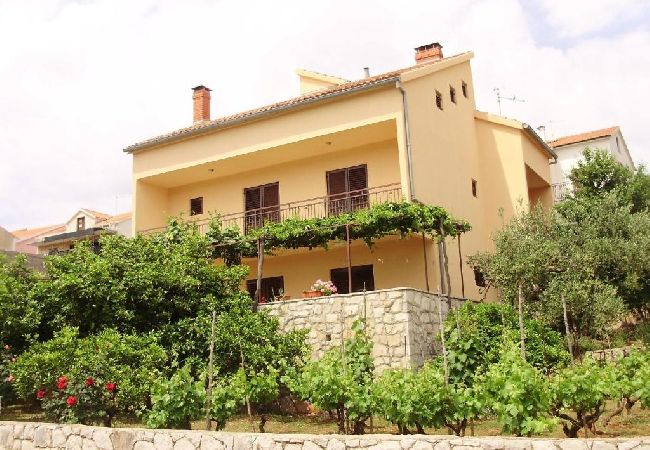 Apartamento en Stari Grad - Apartamento en Stari Grad (Hvar) con Balcón, Acondicionador, WIFI, Lavavajillas (5028-2) Apartamento en Stari Grad - Apartamento en Stari Grad (Hvar) con Balcón, Acondicionador, WIFI, Lavavajillas (5028-2)