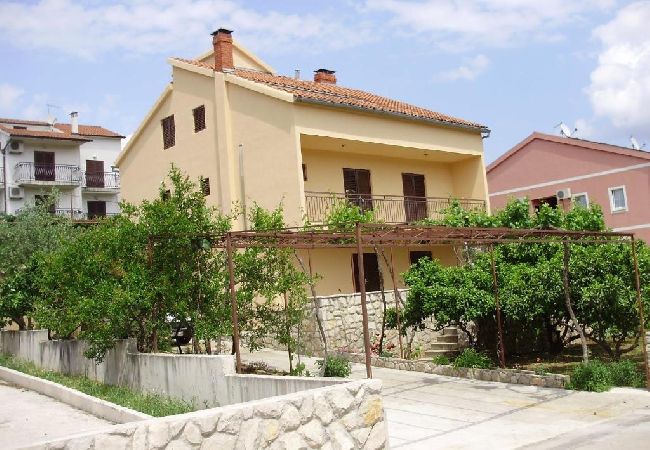 Apartamento en Stari Grad - Apartamento en Stari Grad (Hvar) con Balcón, Acondicionador, WIFI, Lavavajillas (5028-2) Apartamento en Stari Grad - Apartamento en Stari Grad (Hvar) con Balcón, Acondicionador, WIFI, Lavavajillas (5028-2)