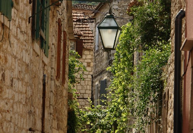 Apartamento en Stari Grad - Apartamento en Stari Grad (Hvar) con Balcón, Acondicionador, WIFI, Lavavajillas (5028-2) Apartamento en Stari Grad - Apartamento en Stari Grad (Hvar) con Balcón, Acondicionador, WIFI, Lavavajillas (5028-2)