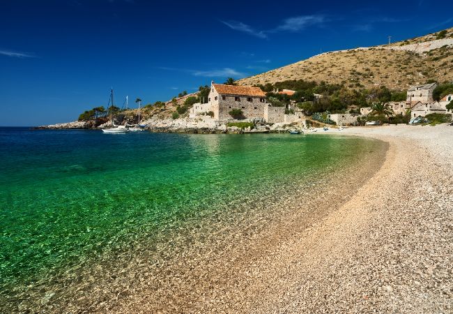 Apartamento en Stari Grad - Apartamento en Stari Grad (Hvar) con Balcón, Acondicionador, WIFI, Lavavajillas (5028-2) Apartamento en Stari Grad - Apartamento en Stari Grad (Hvar) con Balcón, Acondicionador, WIFI, Lavavajillas (5028-2)