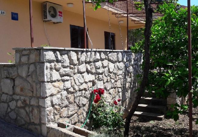 Apartamento en Stari Grad - Apartamento en Stari Grad (Hvar) con Balcón, Acondicionador, WIFI, Lavavajillas (5028-3) Apartamento en Stari Grad - Apartamento en Stari Grad (Hvar) con Balcón, Acondicionador, WIFI, Lavavajillas (5028-3)