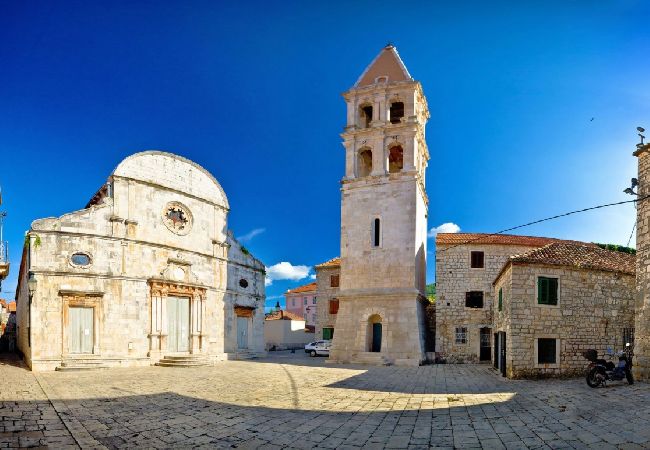 Apartamento en Stari Grad - Apartamento en Stari Grad (Hvar) con Balcón, Acondicionador, WIFI, Lavavajillas (5028-3) Apartamento en Stari Grad - Apartamento en Stari Grad (Hvar) con Balcón, Acondicionador, WIFI, Lavavajillas (5028-3)