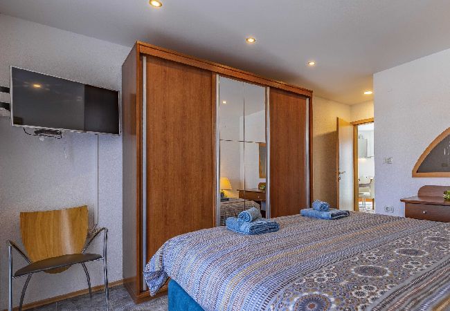 Casa en Medulin - Casa de vacaciones en Medulin con Seaview, Terraza, Acondicionador, WIFI (3486-4) Casa en Medulin - Casa de vacaciones en Medulin con Seaview, Terraza, Acondicionador, WIFI (3486-4)