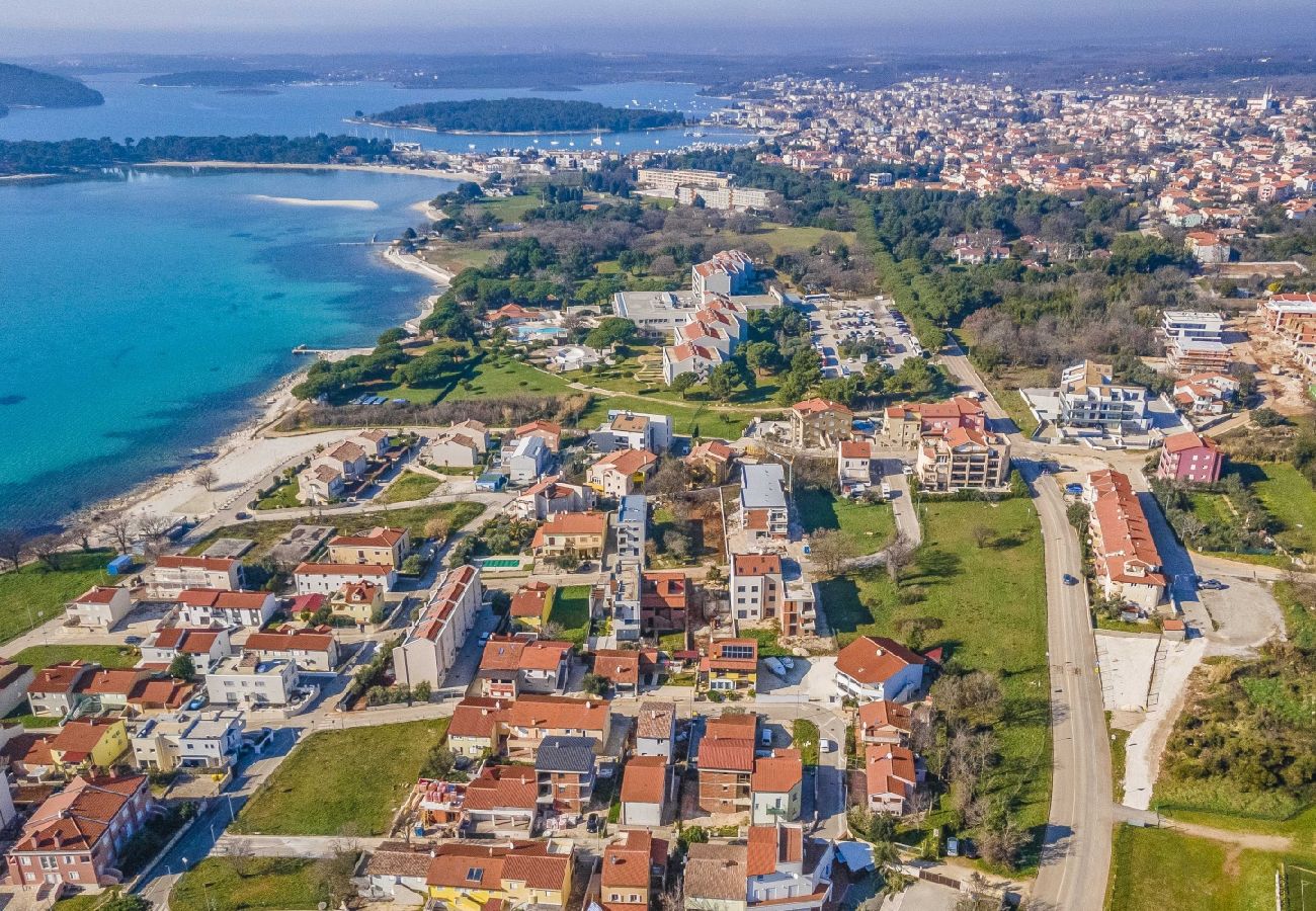 Casa en Medulin - Casa de vacaciones en Medulin con Seaview, Terraza, Acondicionador, WIFI (3486-4)