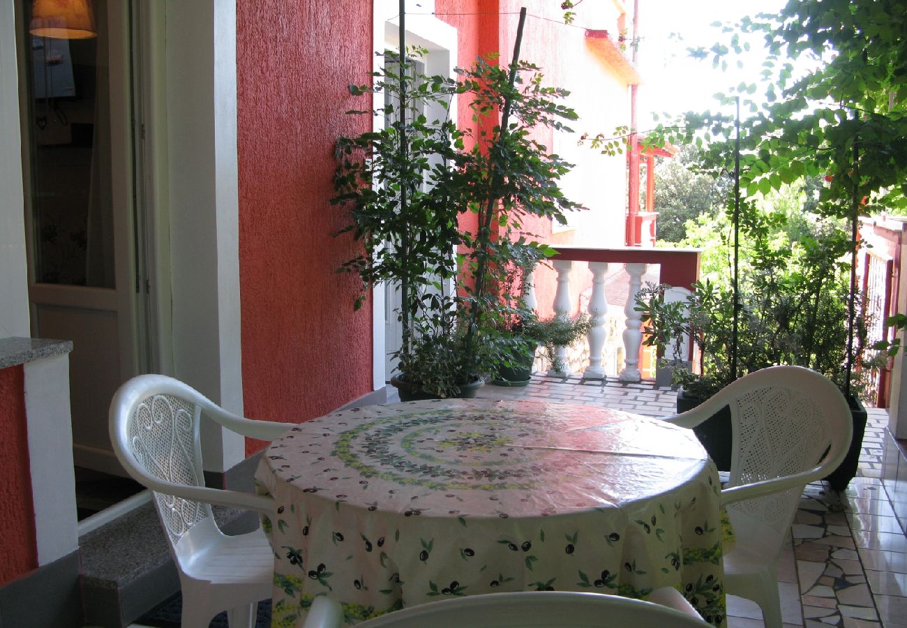 Apartamento en Lopar - Apartamento en Lopar con Terraza, Acondicionador, WIFI, Lavadora (4229-3)