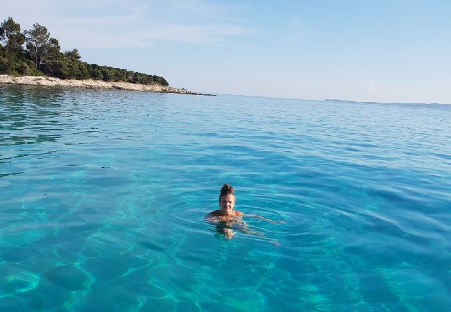 Apartamento en Mali Lošinj - Apartamento en Mali Lošinj con Terraza, Acondicionador, WIFI, Lavadora (4913-3) Apartamento en Mali Lošinj - Apartamento en Mali Lošinj con Terraza, Acondicionador, WIFI, Lavadora (4913-3)