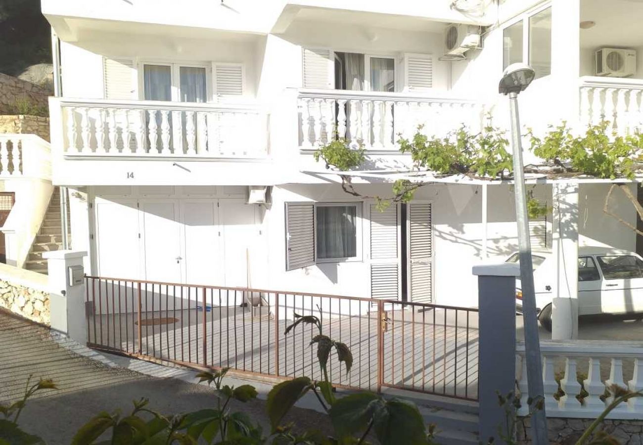 Apartamento en Tribunj - Apartamento en Tribunj con Terraza, Acondicionador, WIFI (5035-3)