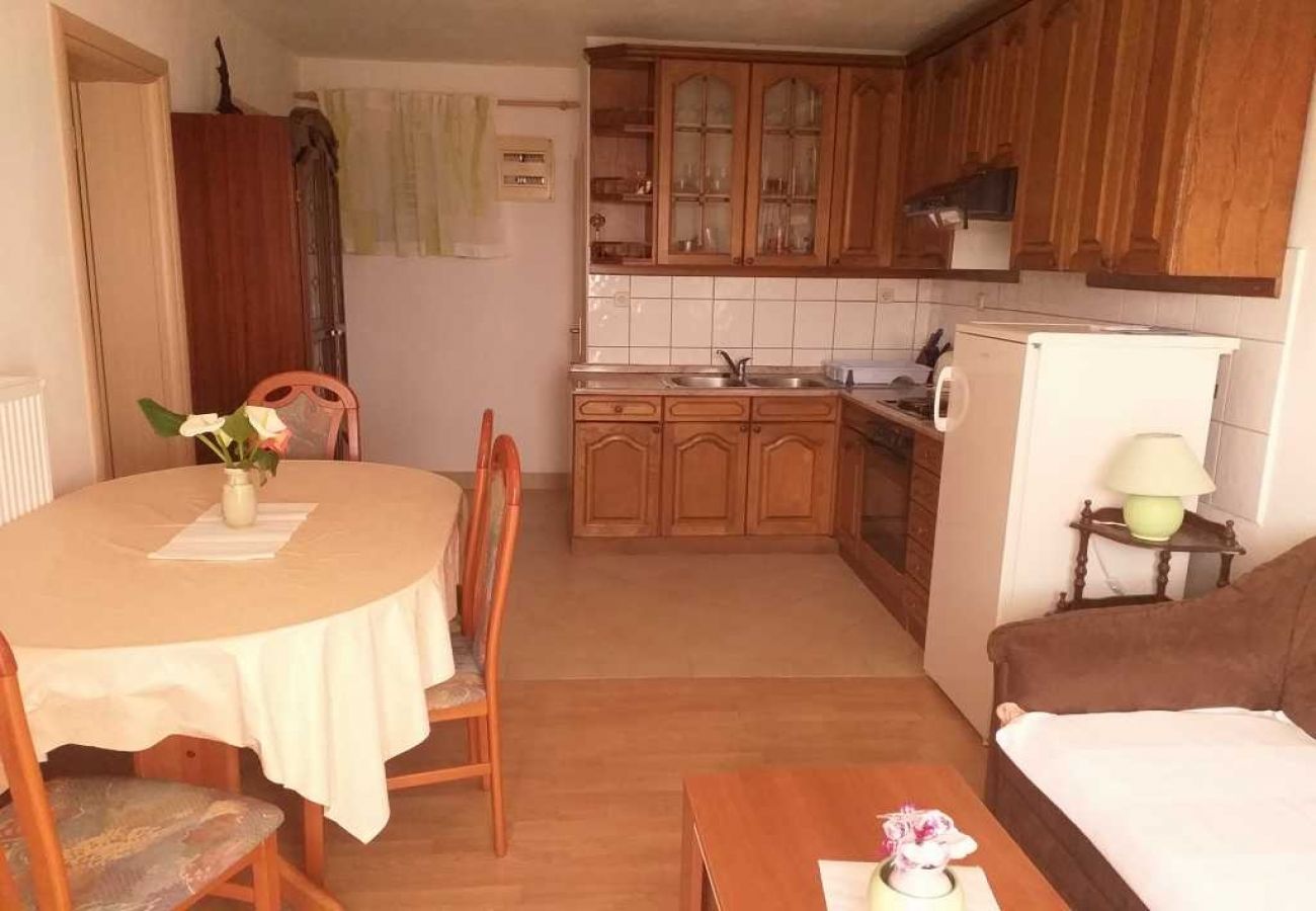 Apartamento en Tribunj - Apartamento en Tribunj con Seaview, Balcón, Acondicionador, WIFI (5035-2)