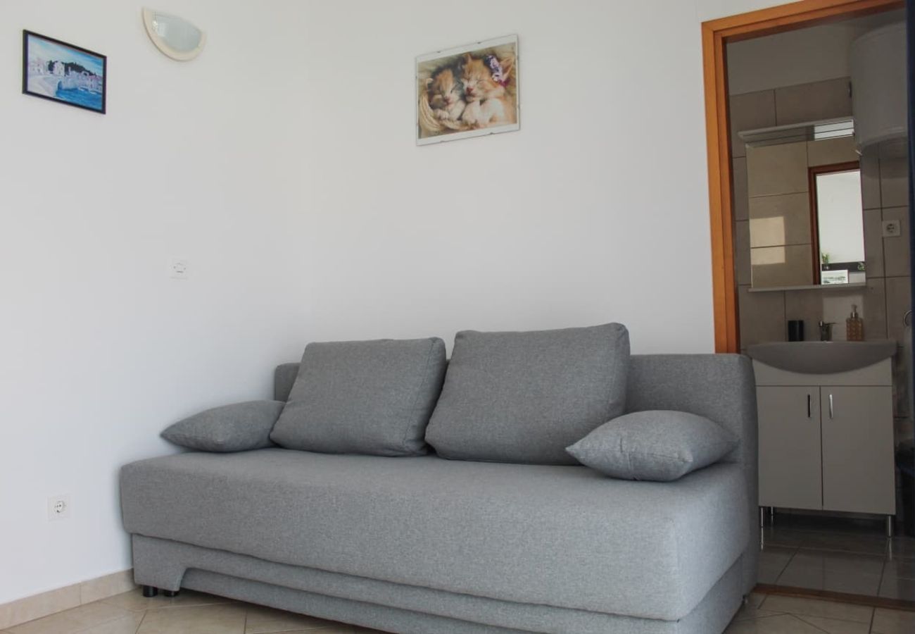 Apartamento en Tribunj - Apartamento en Tribunj con Seaview, Balcón, Acondicionador, WIFI (5034-2)