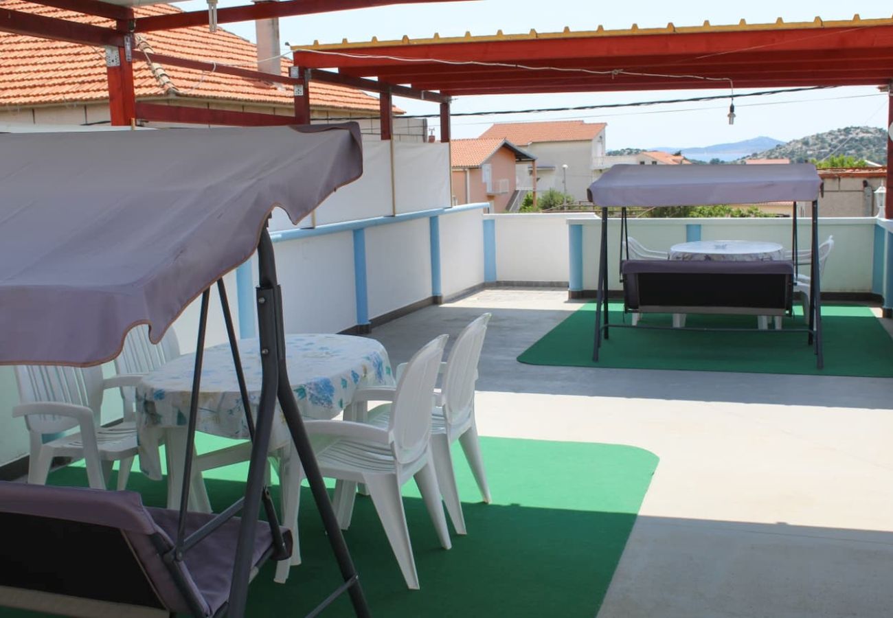 Apartamento en Tribunj - Apartamento en Tribunj con Seaview, Balcón, Acondicionador, WIFI (5034-2)