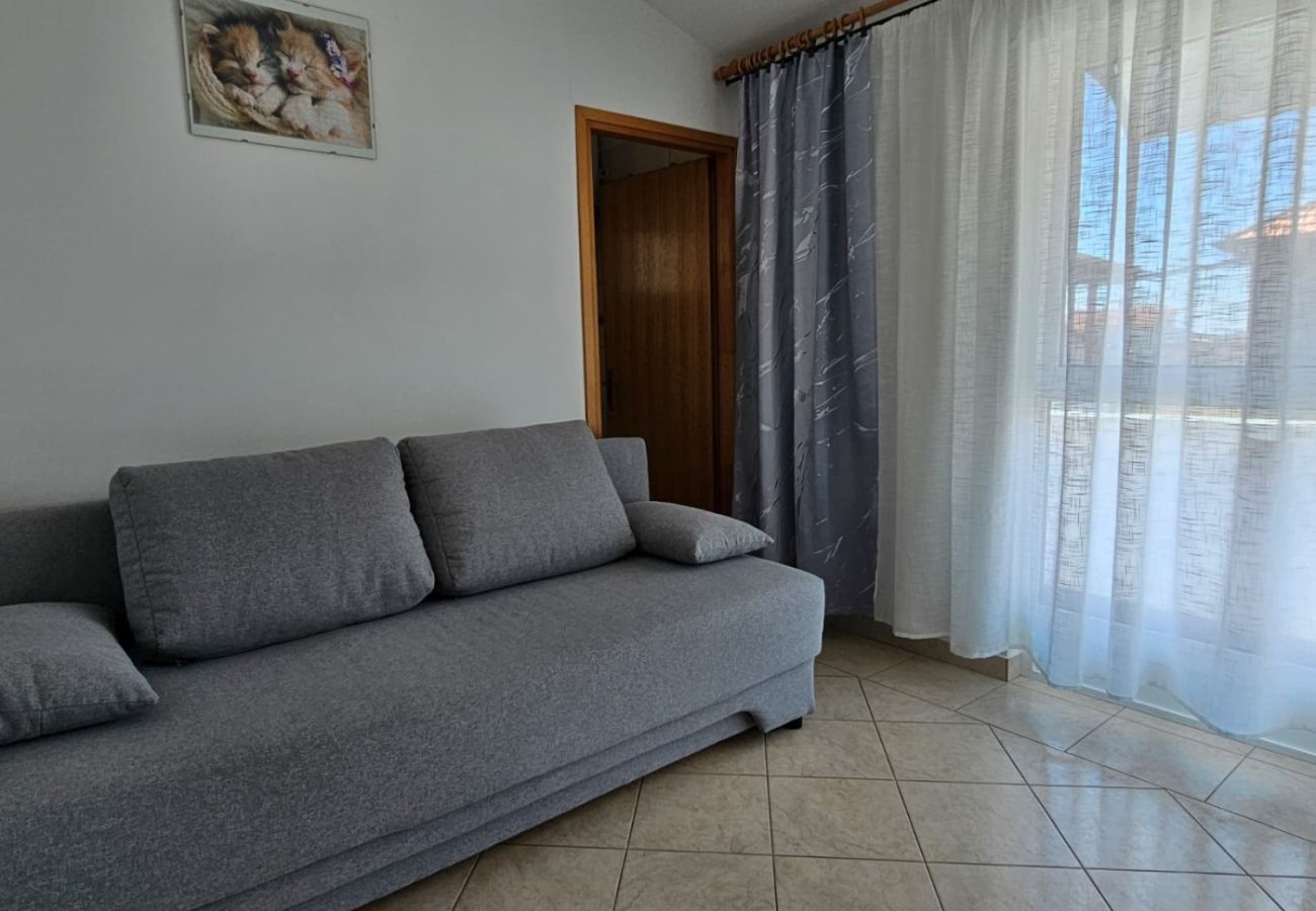 Apartamento en Tribunj - Apartamento en Tribunj con Seaview, Balcón, Acondicionador, WIFI (5034-2)