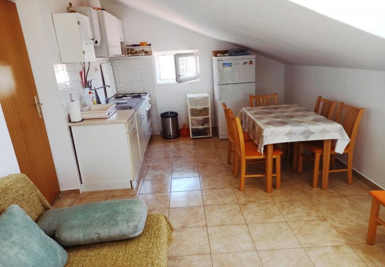 Apartamento en Okrug Gornji - Apartamento en Okrug Gornji con Seaview, Terraza, Acondicionador, WIFI (5045-1)