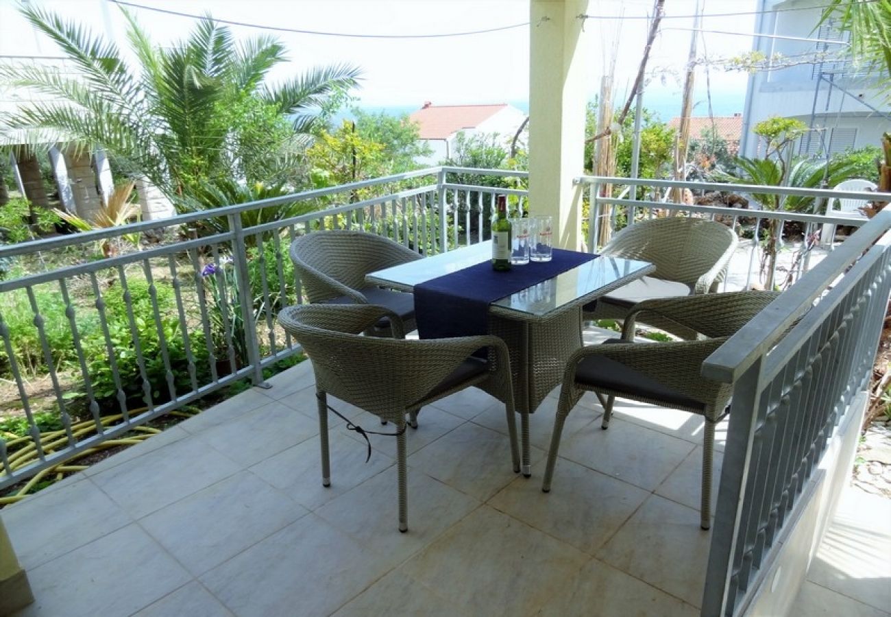 Apartamento en Okrug Gornji - Apartamento en Okrug Gornji con Seaview, Terraza, Acondicionador, WIFI (5046-1)