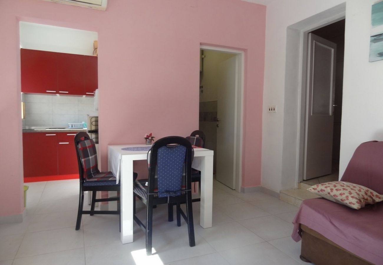 Apartamento en Okrug Gornji - Apartamento en Okrug Gornji con Seaview, Terraza, Acondicionador, WIFI (5046-1)