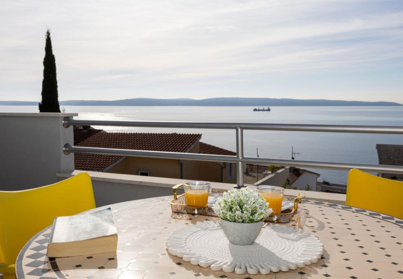 Apartamento en Okrug Gornji - Apartamento en Okrug Gornji con Seaview, Terraza, Acondicionador, WIFI (5049-3)