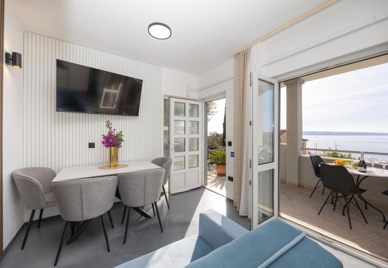 Apartamento en Okrug Gornji - Apartamento en Okrug Gornji con Seaview, Acondicionador, WIFI, Lavadora (5049-1)