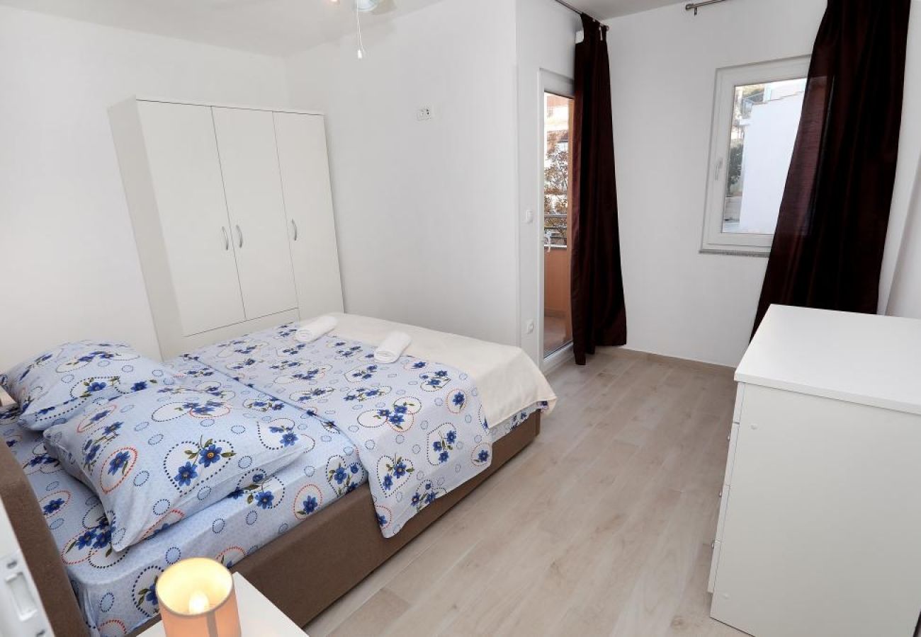 Apartamento en Okrug Gornji - Apartamento en Okrug Gornji con Seaview, Terraza, Acondicionador, WIFI (5059-1)