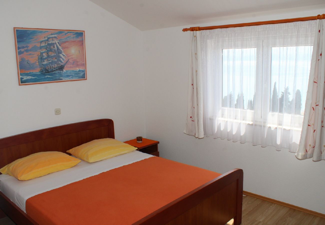 Apartamento en Duce - Apartamento en Duće con Seaview, Balcón, Acondicionador, WIFI (5067-4)