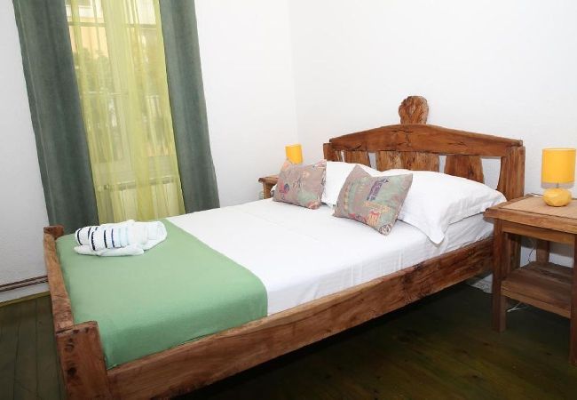 Apartamento en Trogir - Apartamento en Trogir con Seaview, Terraza, Acondicionador, WIFI (5065-1) Apartamento en Trogir - Apartamento en Trogir con Seaview, Terraza, Acondicionador, WIFI (5065-1)