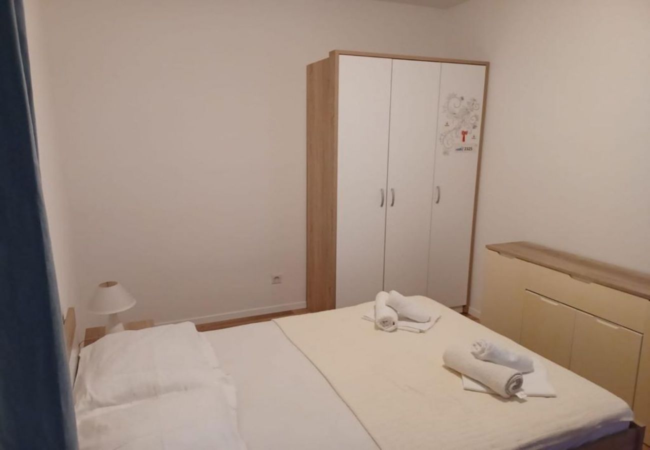 Apartamento en Duce - Apartamento en Duće con Seaview, Terraza, Acondicionador, WIFI (5064-1)