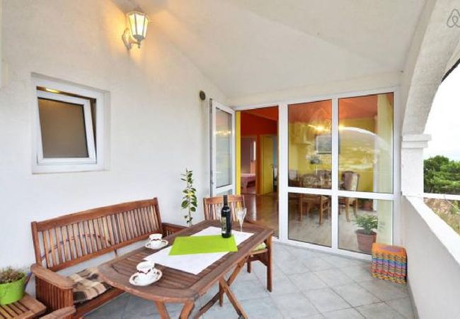 Apartamento en Duce - Apartamento en Duće con Seaview, Terraza, Acondicionador, WIFI (5063-1) Apartamento en Duce - Apartamento en Duće con Seaview, Terraza, Acondicionador, WIFI (5063-1)