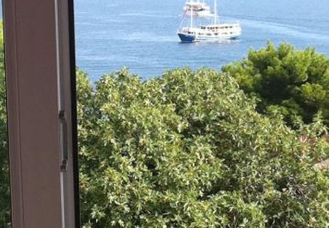 Apartamento en Duce - Apartamento en Duće con Seaview, Terraza, Acondicionador, WIFI (5063-1) Apartamento en Duce - Apartamento en Duće con Seaview, Terraza, Acondicionador, WIFI (5063-1)