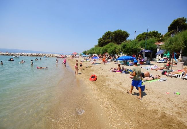 Apartamento en Duce - Apartamento en Duće con Seaview, Terraza, Acondicionador, WIFI (5063-1) Apartamento en Duce - Apartamento en Duće con Seaview, Terraza, Acondicionador, WIFI (5063-1)